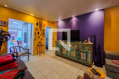 Sala de casa à venda com 3 quartos, 150m² em Vila Clementino, São Paulo