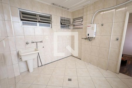 Apartamento à venda com 250m², 3 quartos e 1 vagaÁrea de Serviço