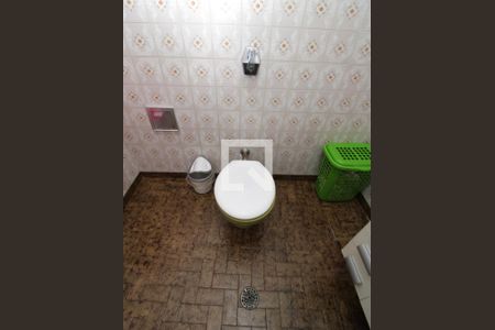 Casa à venda com 115m², 2 quartos e 1 vagaBanheiro