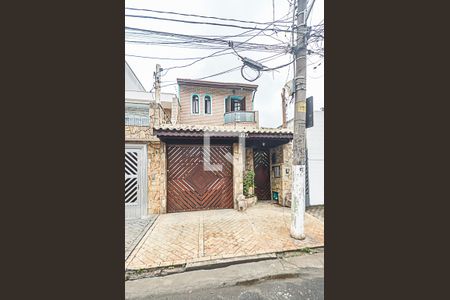 Casa à venda com 350m², 4 quartos e 4 vagas Casa à venda com 350m², 4 quartos e 4 vagasFachada e portaria