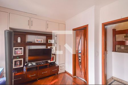 Casa à venda com 350m², 4 quartos e 4 vagas Casa à venda com 350m², 4 quartos e 4 vagasQuarto 4 - Suíte