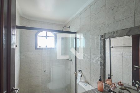 Casa à venda com 350m², 4 quartos e 4 vagas Casa à venda com 350m², 4 quartos e 4 vagasBanheiro da Suíte 3