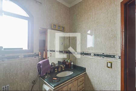 Casa à venda com 350m², 4 quartos e 4 vagas Casa à venda com 350m², 4 quartos e 4 vagasBanheiro da Suíte