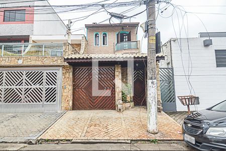 Casa à venda com 350m², 4 quartos e 4 vagas Casa à venda com 350m², 4 quartos e 4 vagasFachada e portaria