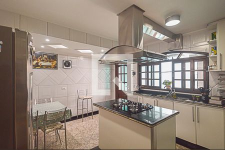 Casa à venda com 350m², 4 quartos e 4 vagas Casa à venda com 350m², 4 quartos e 4 vagasCozinha