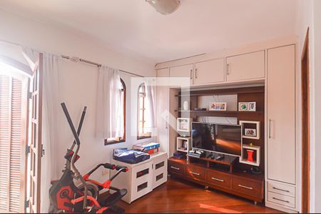 Casa à venda com 350m², 4 quartos e 4 vagas Casa à venda com 350m², 4 quartos e 4 vagasQuarto 4 - Suíte