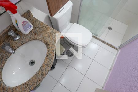 Apartamento à venda com 49m², 2 quartos e 1 vaga Apartamento à venda com 49m², 2 quartos e 1 vagaBanheiro