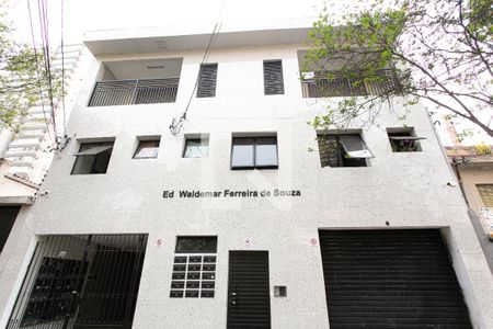 Apartamento para alugar com 46m², 1 quarto e sem vaga Apartamento para alugar com 46m², 1 quarto e sem vagaFachada