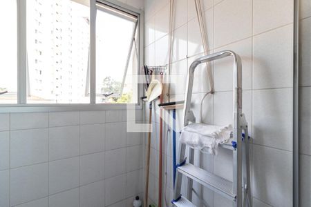 Apartamento para alugar com 58m², 2 quartos e 1 vagaÁrea de Serviço