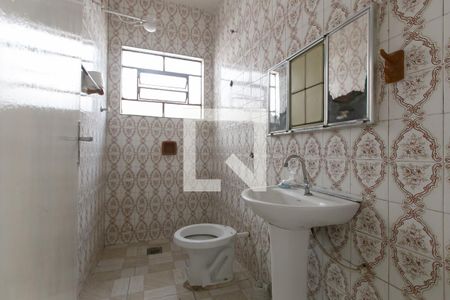 Casa para alugar com 130m², 2 quartos e 2 vagas Casa para alugar com 130m², 2 quartos e 2 vagasBanheiro