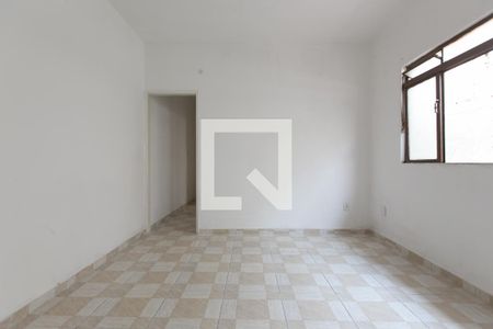 Sala de casa para alugar com 2 quartos, 130m² em Vila Curuçá Velha, São Paulo