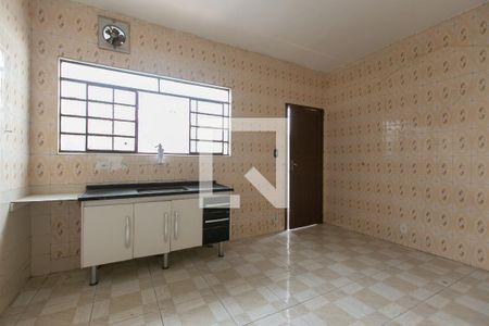 Casa para alugar com 130m², 2 quartos e 2 vagas Casa para alugar com 130m², 2 quartos e 2 vagasCozinha