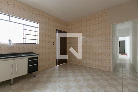 Casa para alugar com 130m², 2 quartos e 2 vagas Casa para alugar com 130m², 2 quartos e 2 vagasCozinha