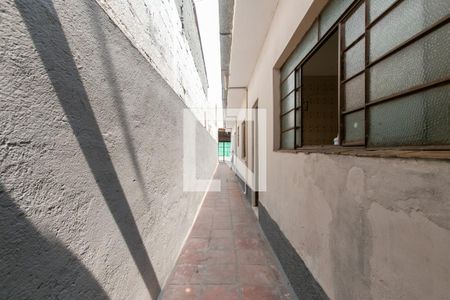 Casa para alugar com 130m², 2 quartos e 2 vagas Casa para alugar com 130m², 2 quartos e 2 vagasCorredor