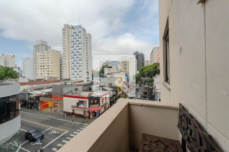 Apartamento à venda com 104m², 2 quartos e sem vagaSacada
