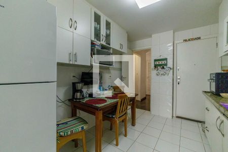 Apartamento para alugar com 195m², 2 quartos e 2 vagasCozinha