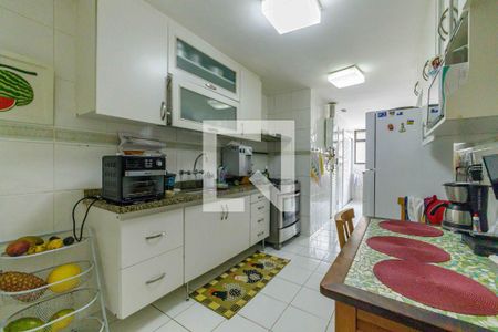Apartamento para alugar com 195m², 2 quartos e 2 vagasCozinha