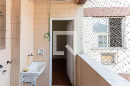 Apartamento à venda com 72m², 2 quartos e 1 vagaÁrea de Serviço