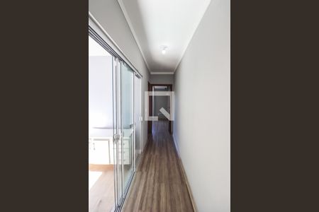 Casa para alugar com 64m², 2 quartos e 1 vaga Casa para alugar com 64m², 2 quartos e 1 vagaCorredor