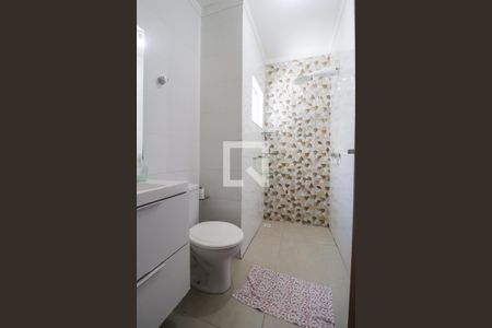 Casa para alugar com 64m², 2 quartos e 1 vaga Casa para alugar com 64m², 2 quartos e 1 vagaBanheiro