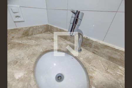 Apartamento à venda com 160m², 4 quartos e 1 vagaBanheiro da suíte - torneira da pia