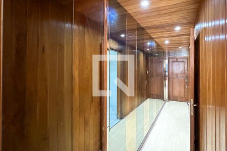 Apartamento à venda com 75m², 2 quartos e sem vagaSala