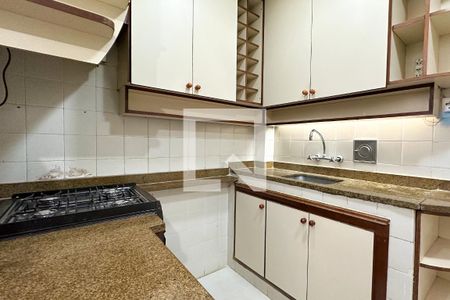 Apartamento à venda com 75m², 2 quartos e sem vagaCozinha