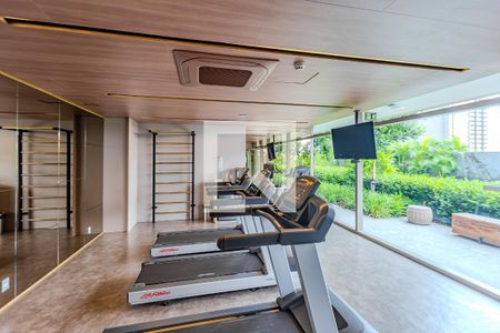 Apartamento à venda com 137m², 3 quartos e 2 vagas Apartamento à venda com 137m², 3 quartos e 2 vagasÁrea comum - Academia