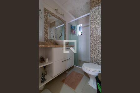 Banheiro Social de apartamento para alugar com 3 quartos, 65m² em Vila Constanca, São Paulo