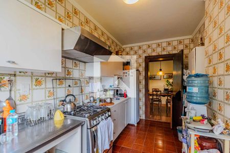 Casa para alugar com 200m², 4 quartos e 3 vagas Casa para alugar com 200m², 4 quartos e 3 vagasCozinha