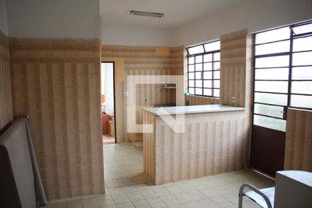 Casa à venda com 350m², 5 quartos e 1 vagaCozinha