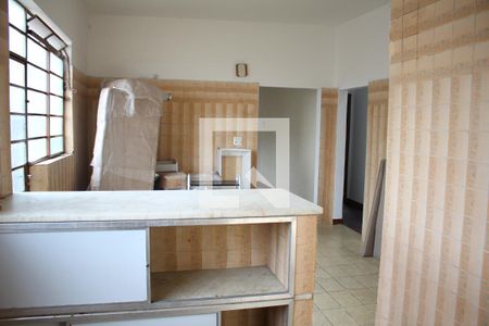 Casa à venda com 350m², 5 quartos e 1 vagaCozinha