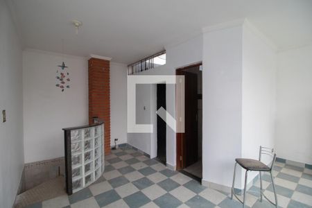 Casa à venda com 400m², 3 quartos e 6 vagas2° andar