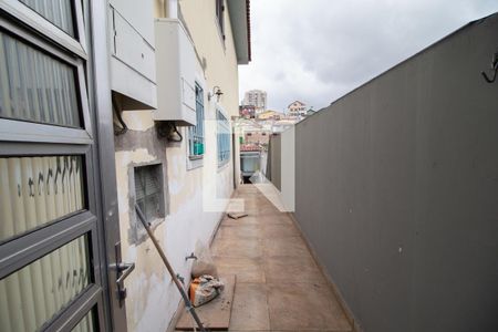 Casa à venda com 400m², 3 quartos e 6 vagasCorredor