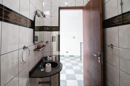 Casa à venda com 400m², 3 quartos e 6 vagasBanheiro