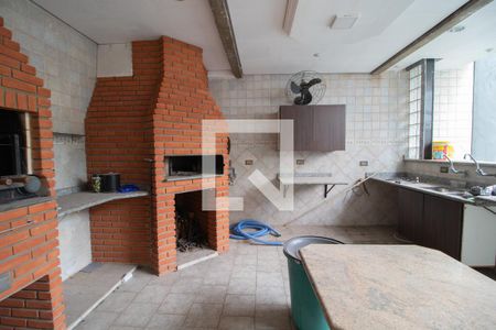 Casa à venda com 400m², 3 quartos e 6 vagasChurrasqueira