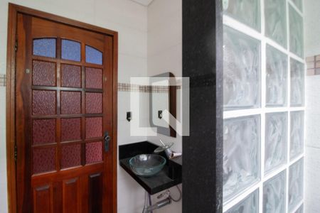 Casa à venda com 400m², 3 quartos e 6 vagasBanheiro 4