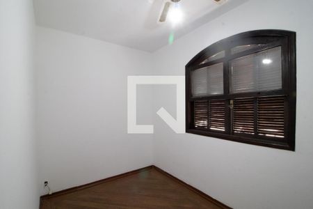 Casa à venda com 400m², 3 quartos e 6 vagasQuarto 1