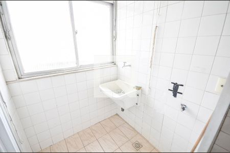 Apartamento à venda com 65m², 2 quartos e 1 vagaÁrea de Serviço