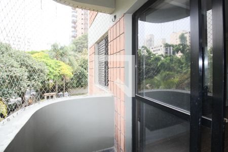 Apartamento à venda com 29m², 1 quarto e 1 vaga Apartamento à venda com 29m², 1 quarto e 1 vagaSala/Varanda