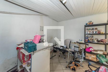 Casa à venda com 203m², 4 quartos e 2 vagas Casa à venda com 203m², 4 quartos e 2 vagasDepósito