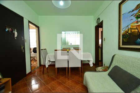 Sala de apartamento à venda com 3 quartos, 86m² em Sagrada Família, Belo Horizonte