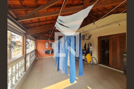 Casa à venda com 315m², 4 quartos e 4 vagas Casa à venda com 315m², 4 quartos e 4 vagasVaranda e area de serviço acesso pela Suíte e tbm pela garagem