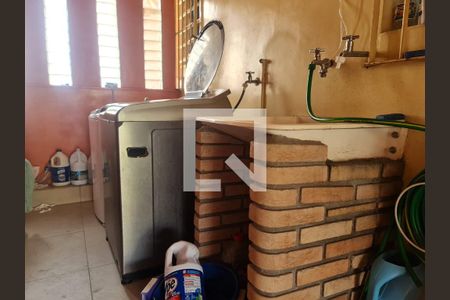 Casa à venda com 315m², 4 quartos e 4 vagas Casa à venda com 315m², 4 quartos e 4 vagasVaranda e area de serviço acesso pela Suíte e tbm pela garagem