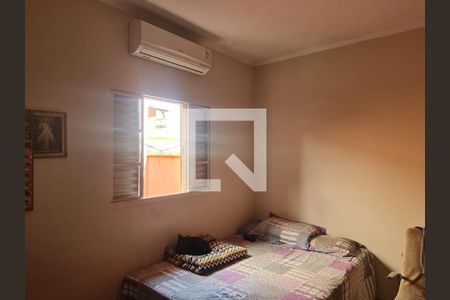 Casa à venda com 315m², 4 quartos e 4 vagas Casa à venda com 315m², 4 quartos e 4 vagasEscritorio e Suíte 2