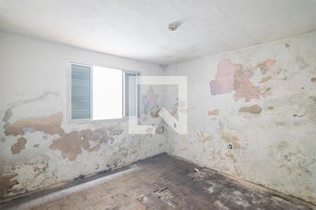 Casa à venda com 125m², 1 quarto e 2 vagas Casa à venda com 125m², 1 quarto e 2 vagasQuarto Edícula