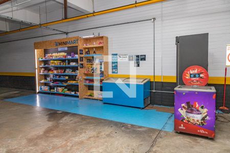 Apartamento à venda com 81m², 3 quartos e 1 vagaMinimercado