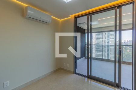 Quarto de apartamento à venda com 4 quartos, 186m² em Jardim Fonte do Morumbi, São Paulo
