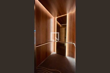 Apartamento à venda com 186m², 4 quartos e 3 vagas Apartamento à venda com 186m², 4 quartos e 3 vagasElevador