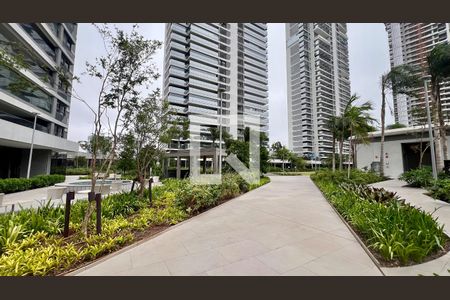 Apartamento à venda com 186m², 4 quartos e 3 vagas Apartamento à venda com 186m², 4 quartos e 3 vagasÁrea Comum - Jardim